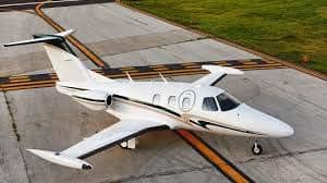 eclipse jet 550 on tarmac
