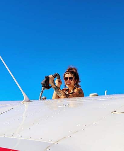 fueling airplane with avgas